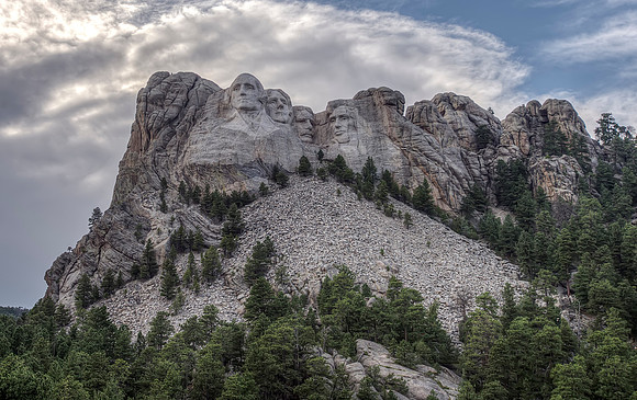 Mount Rushmore- 1JSN5704  Image by Glenn Woodell